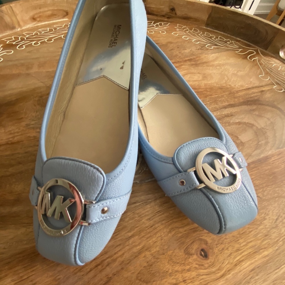 Michael Kors Pale Blue Shoes SZ 10
